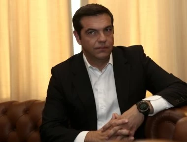 Bloomberg: Η Συμφωνία των Πρεσπών θα αντισταθμίσει την οικονομική αποτυχία του Τσίπρα